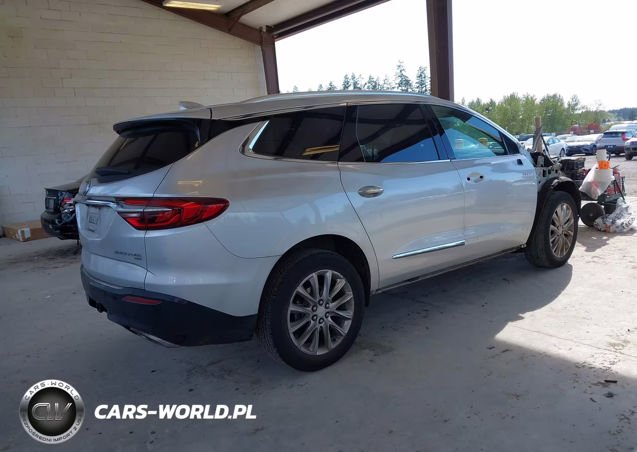 2018 Buick Enclave Premium VIN:5GAEVBKW5JJ217674 - 4