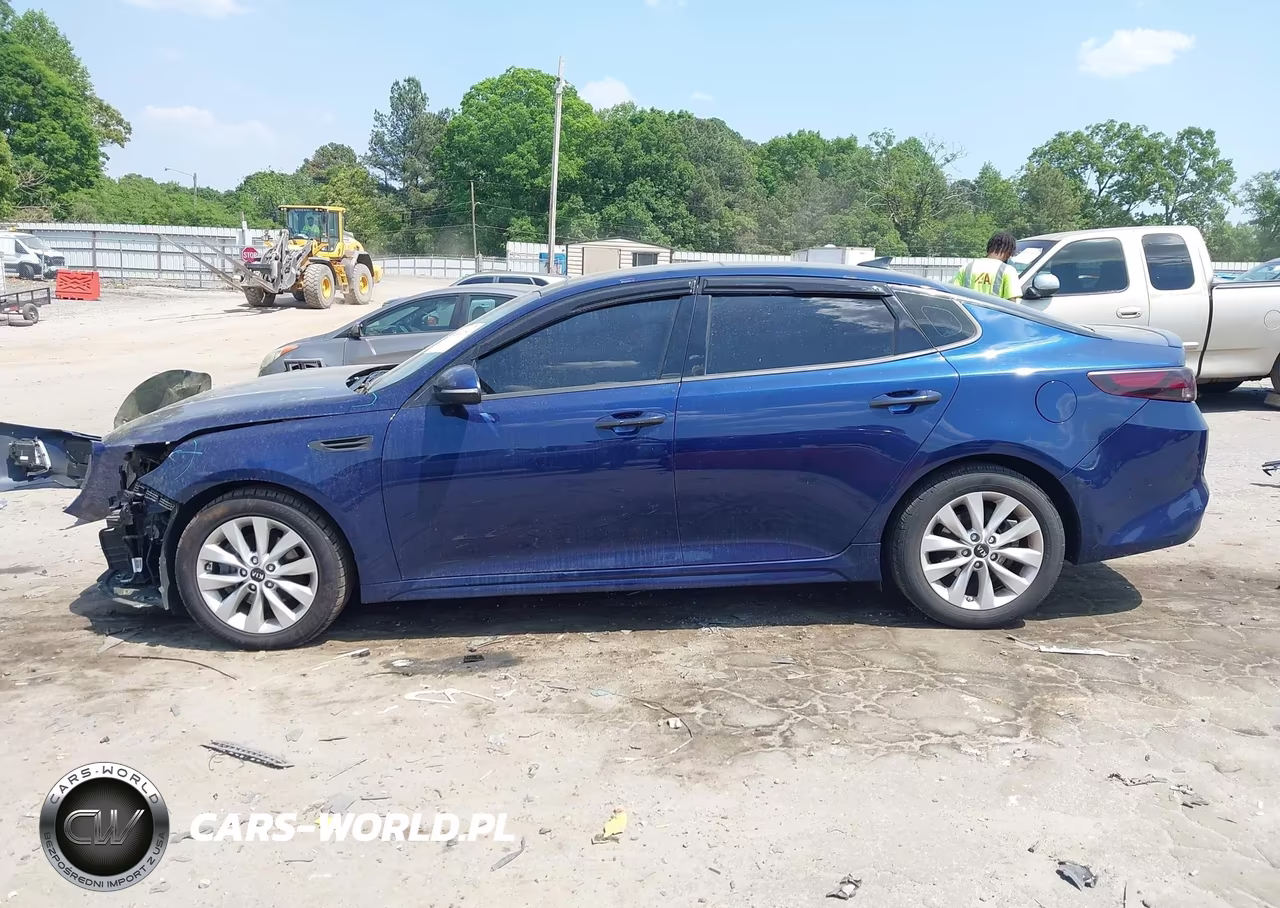2018 Kia Optima S VIN:5XXGT4L39JG247360 - 14