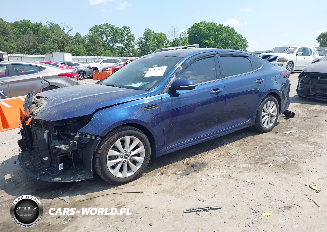 2018 Kia Optima S VIN:5XXGT4L39JG247360 - 2