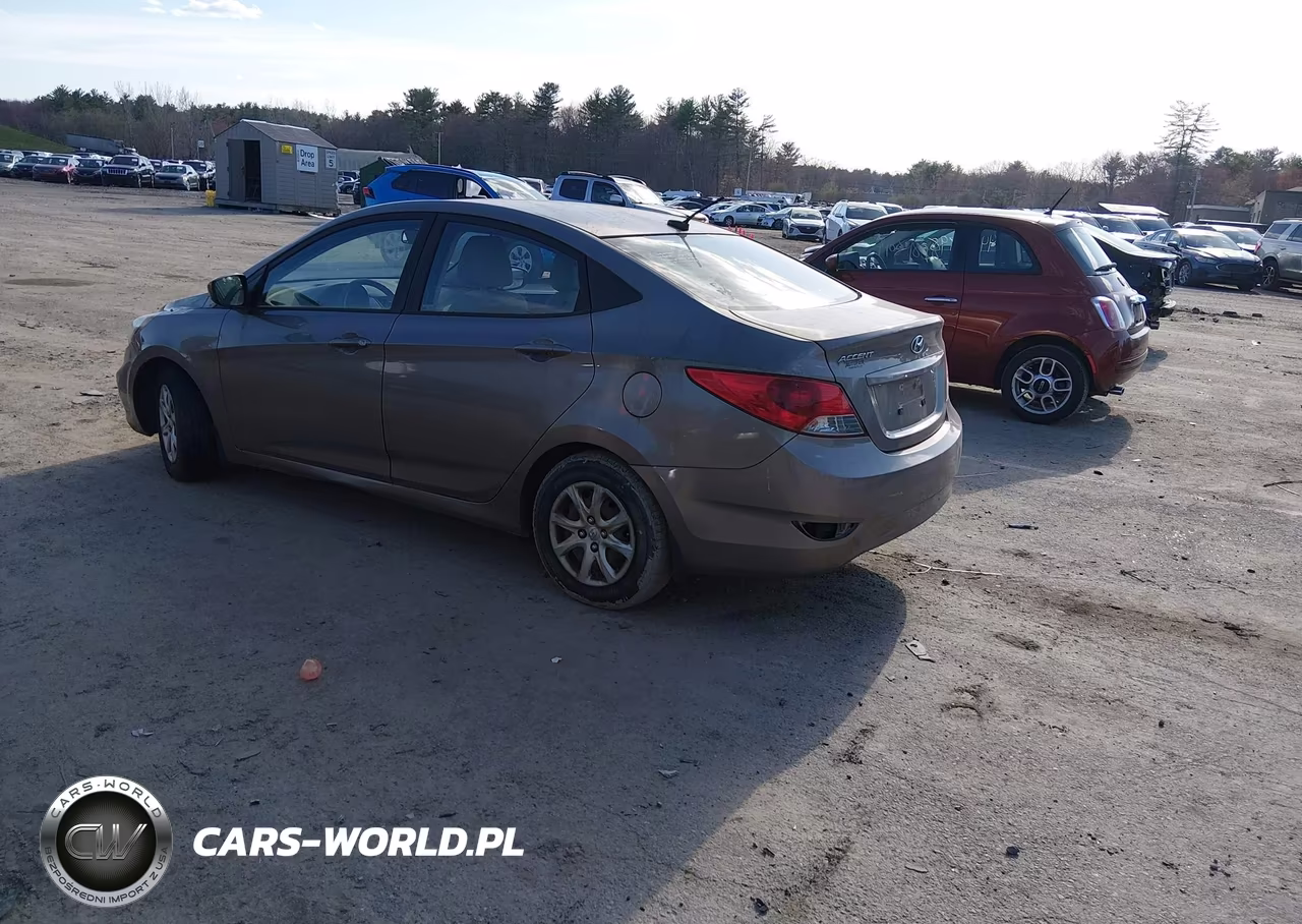 2013 Hyundai Accent Gls VIN:KMHCT4AE0DU406800 - 3
