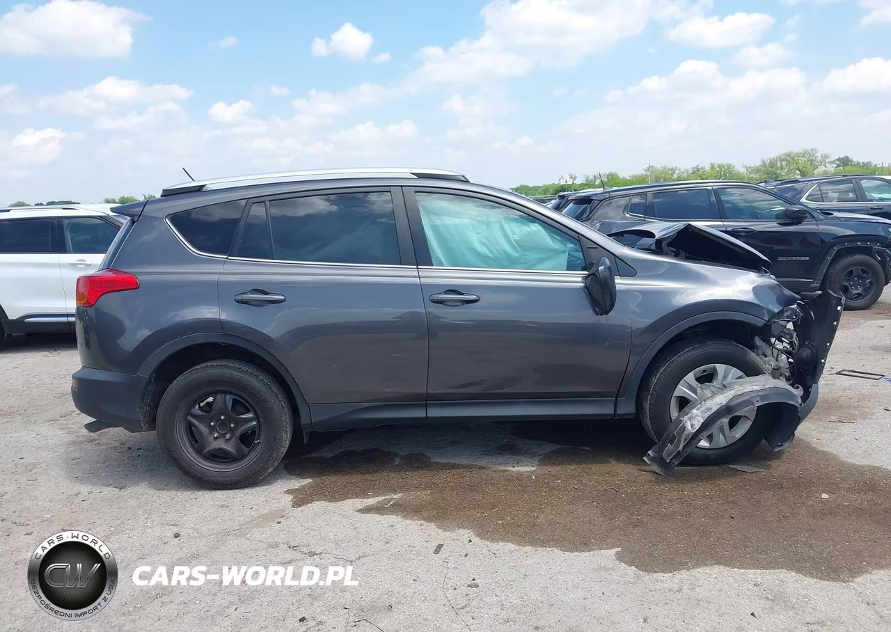 2015 Toyota Rav4 Le VIN:2T3ZFREV9FW136386 - 14