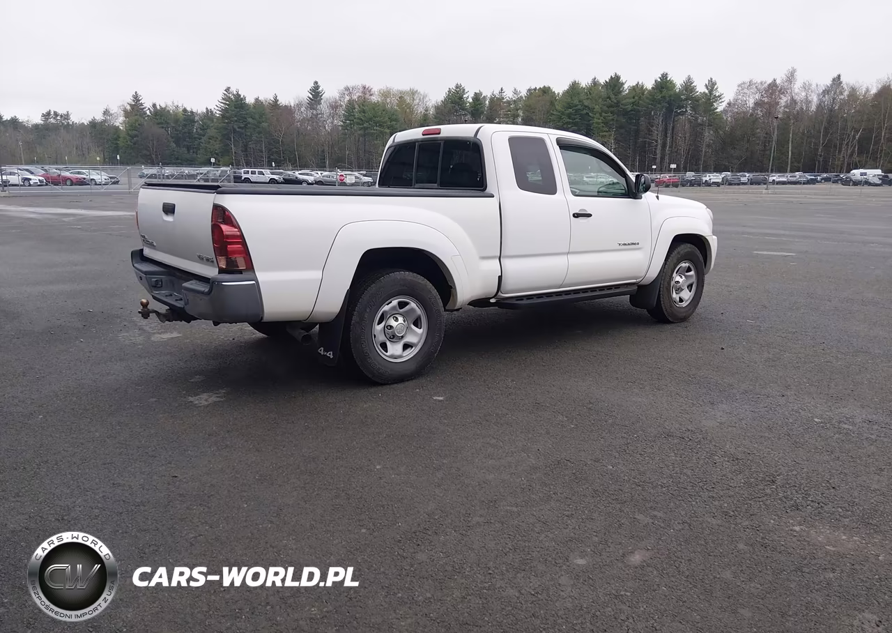 2006 Toyota Tacoma Base V6 VIN:5TEUU42N76Z313688 - 4