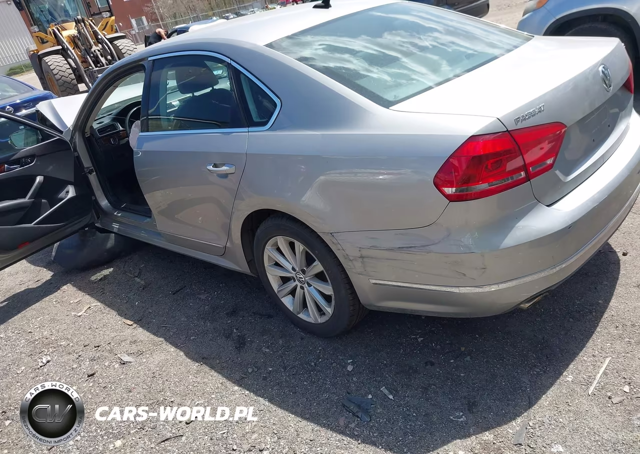 2012 Volkswagen Passat 2.5L Sel VIN:1VWCP7A31CC106161 - 3