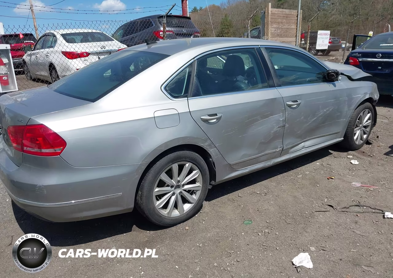 2012 Volkswagen Passat 2.5L Sel VIN:1VWCP7A31CC106161 - 4