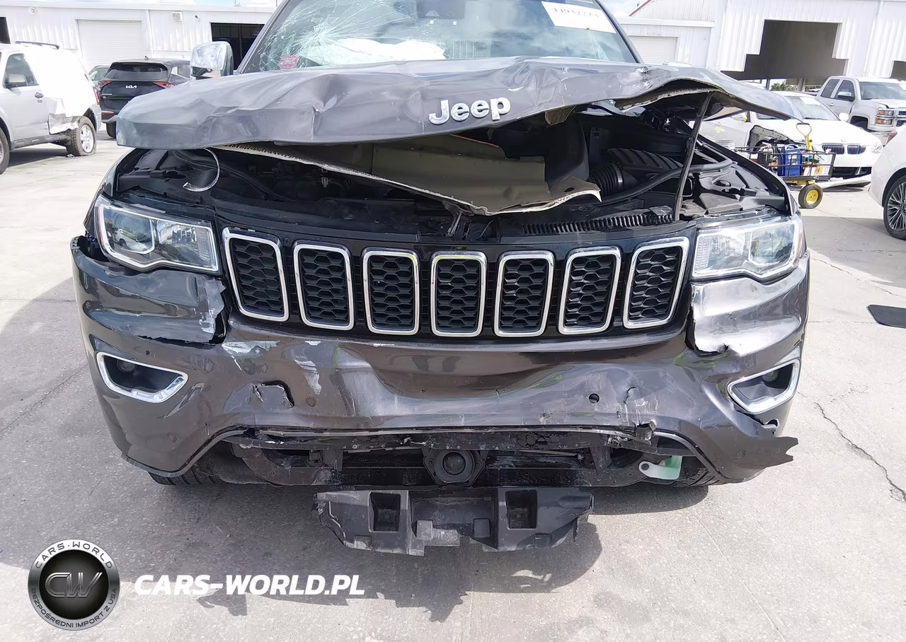 2021 Jeep Grand Cherokee Limited 4X4 VIN:1C4RJFBG0MC735759 - 12