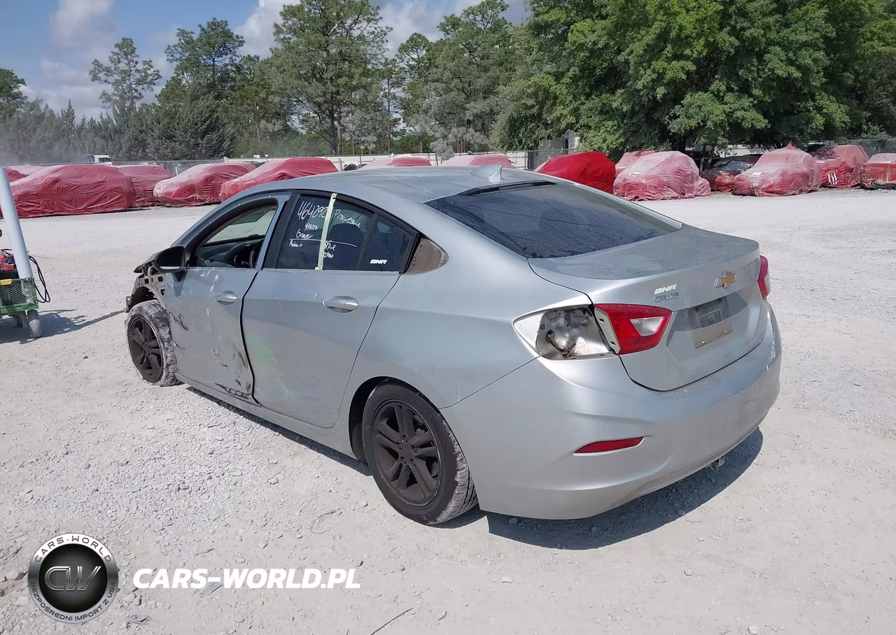 2017 Chevrolet Cruze Lt Auto VIN:1G1BE5SM9H7152636 - 3