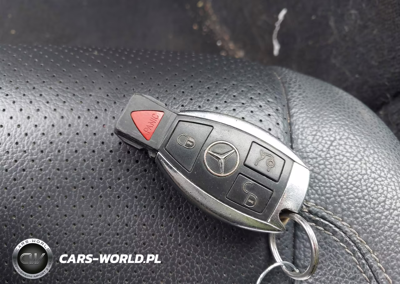 2014 Mercedes-Benz C 350 Sport 4Matic VIN:WDDGJ8JB9EG170100 - 11