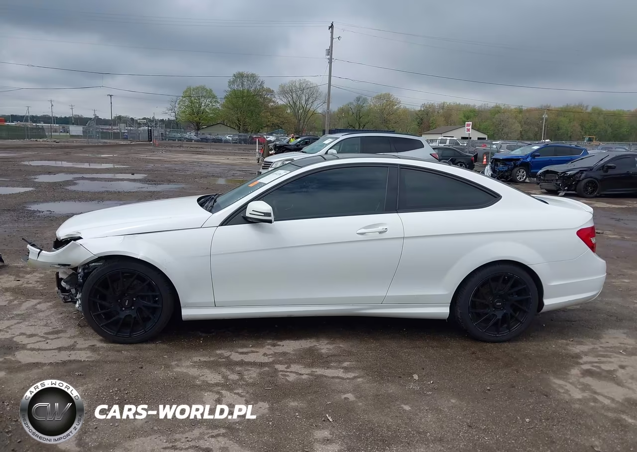 2014 Mercedes-Benz C 350 Sport 4Matic VIN:WDDGJ8JB9EG170100 - 15