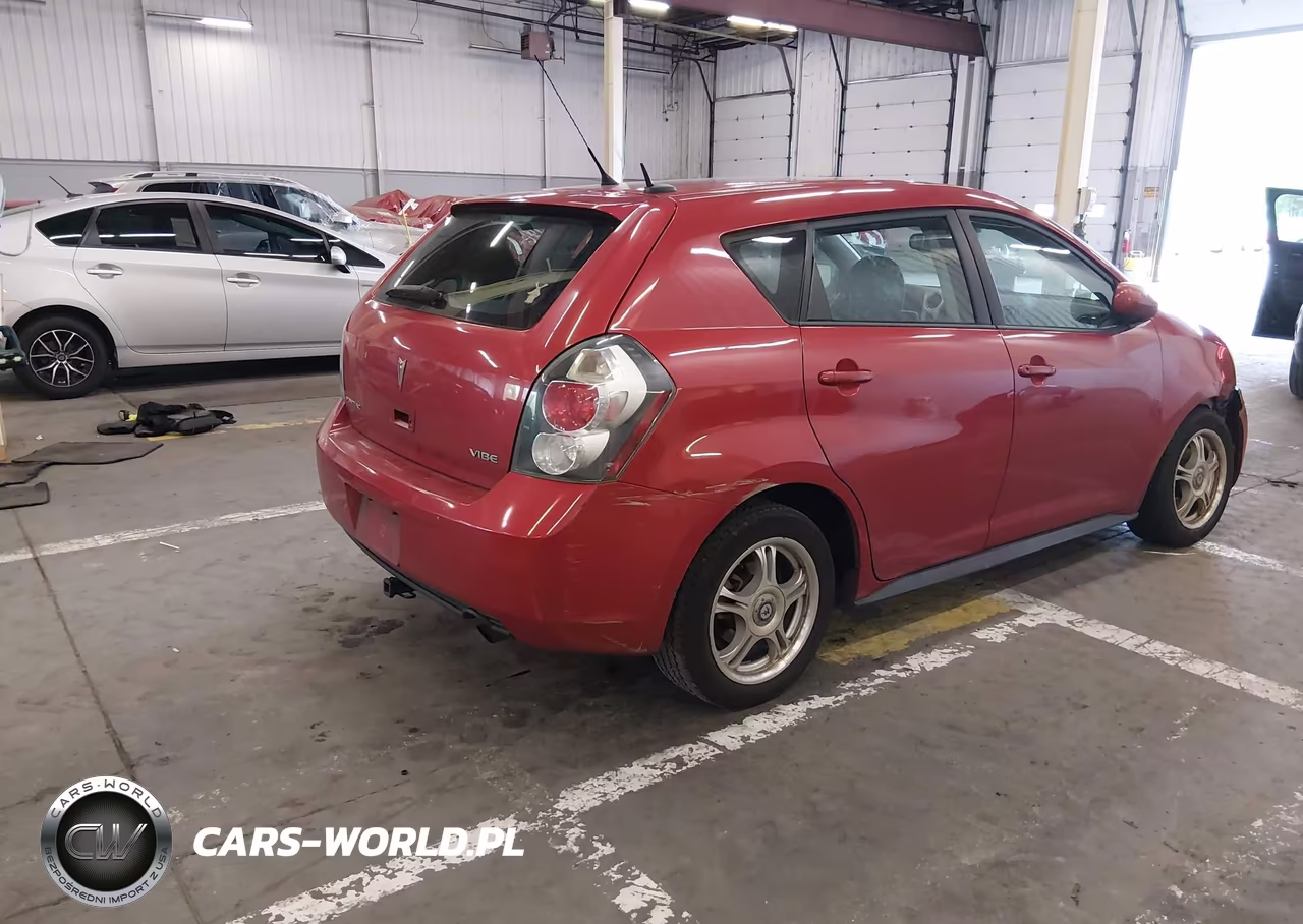 2009 Pontiac Vibe VIN:5Y2SP67889Z462284 - 4