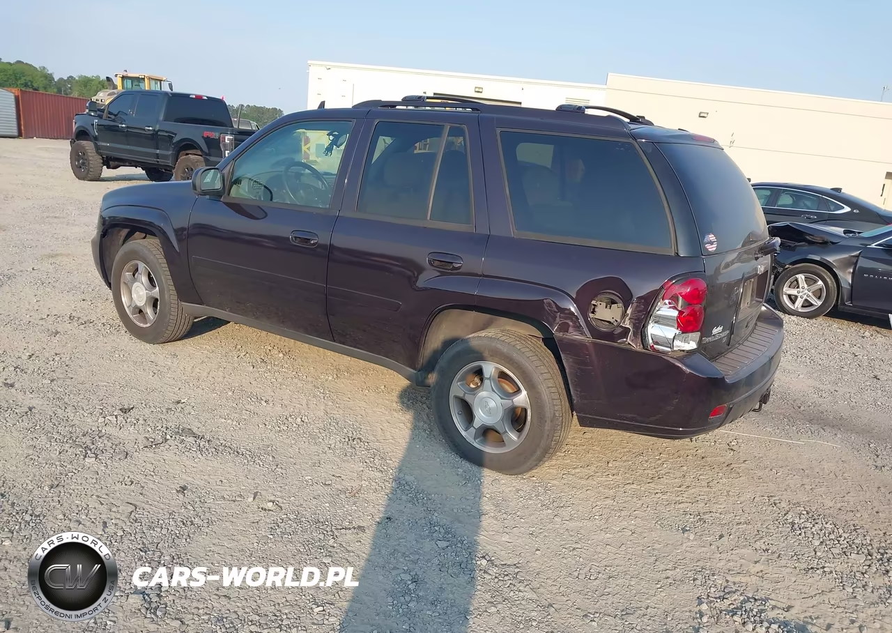2008 Chevrolet Trailblazer Lt VIN:1GNDS13S082105837 - 3