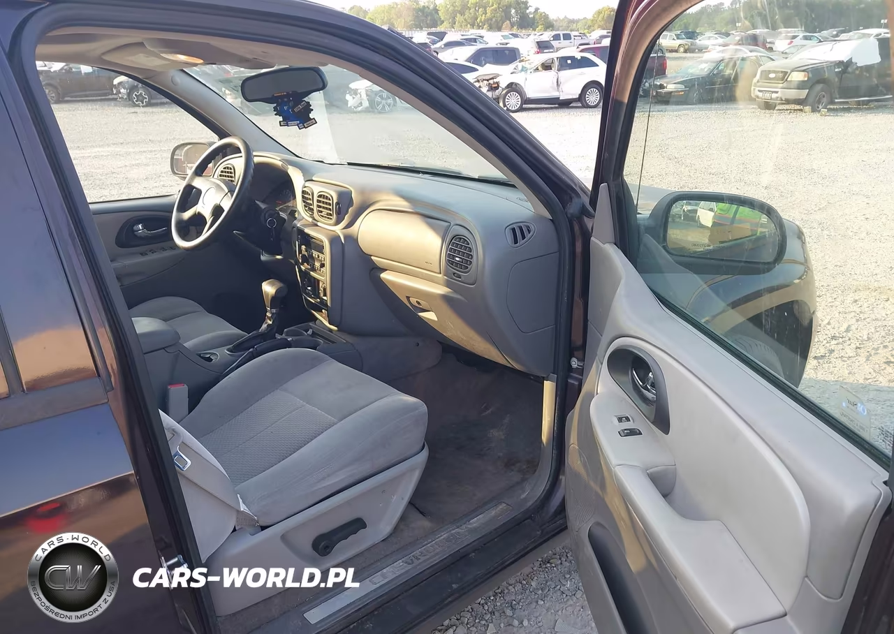 2008 Chevrolet Trailblazer Lt VIN:1GNDS13S082105837 - 5