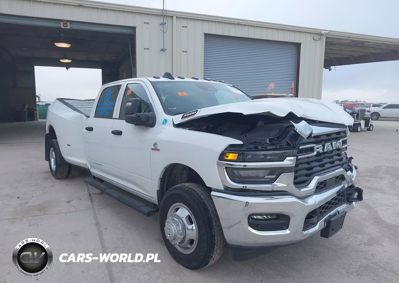 2026 Ram 3500 Tradesman 4X4 8' Box – zdjęcie 1 z 16