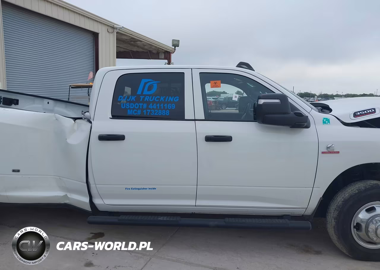 2026 Ram 3500 Tradesman 4X4 8' Box VIN:3C63RRGL2TG194593 - 14