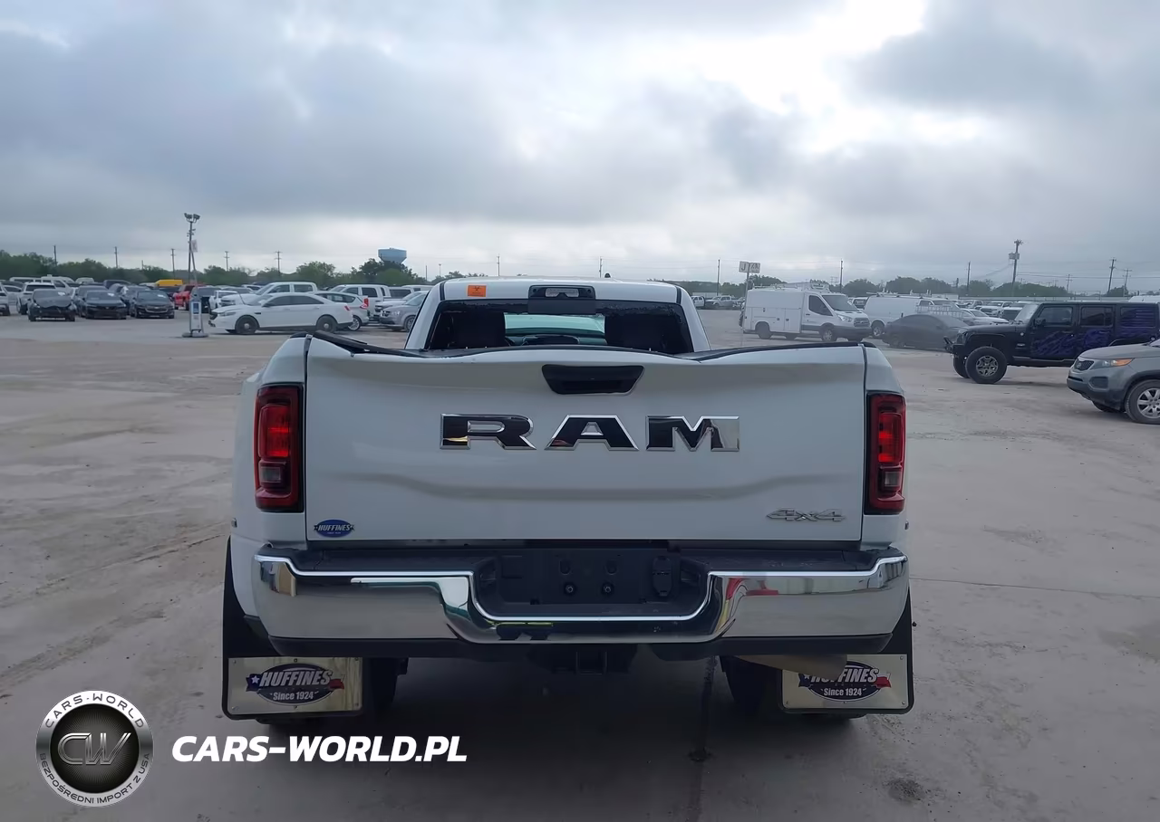 2026 Ram 3500 Tradesman 4X4 8' Box VIN:3C63RRGL2TG194593 - 16