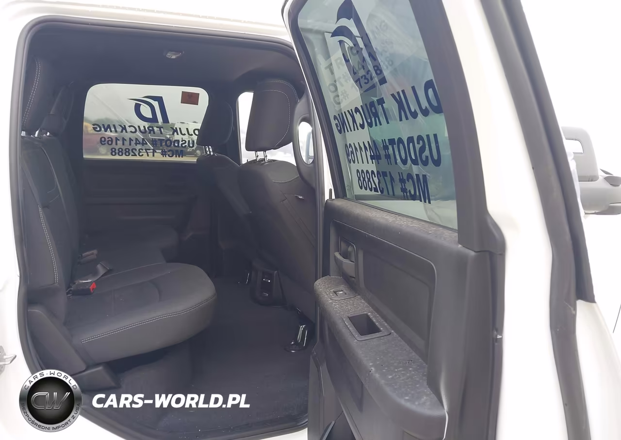2026 Ram 3500 Tradesman 4X4 8' Box VIN:3C63RRGL2TG194593 - 8