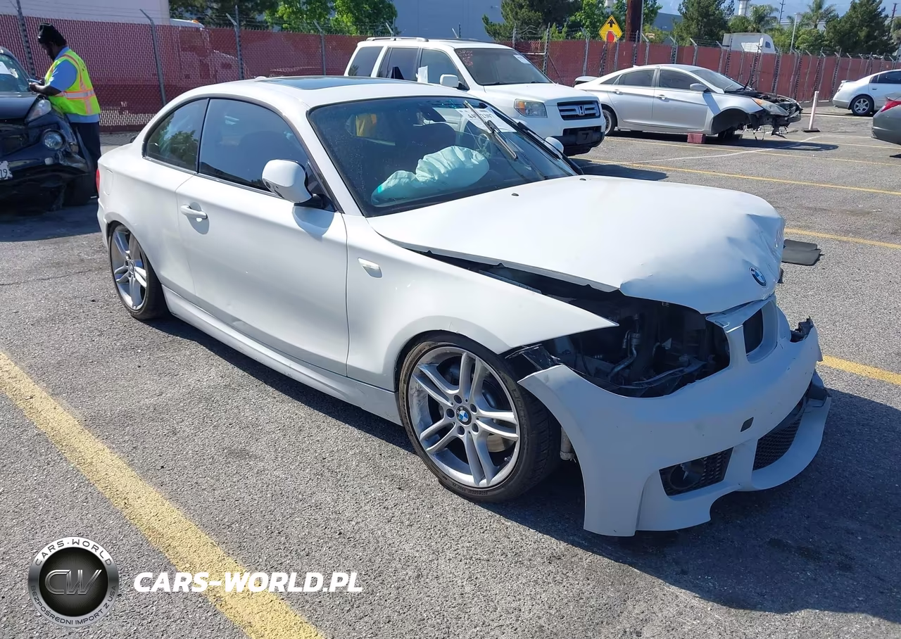 2013 BMW 135I – zdjęcie 1 z 17