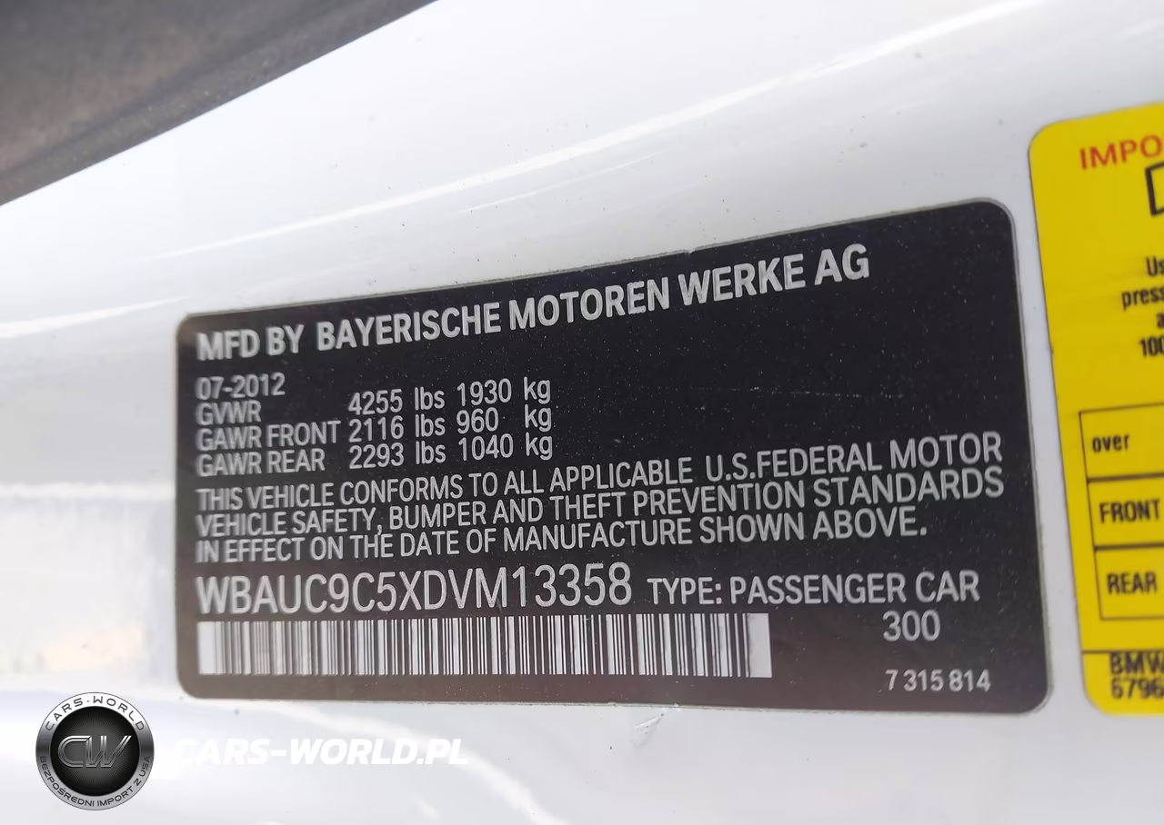 2013 BMW 135I VIN:WBAUC9C5XDVM13358 - 9