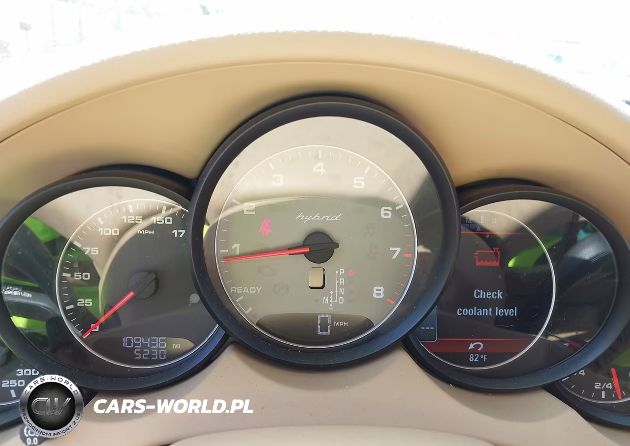 2013 Porsche Cayenne Hybrid S VIN:WP1AE2A25DLA15999 - 7