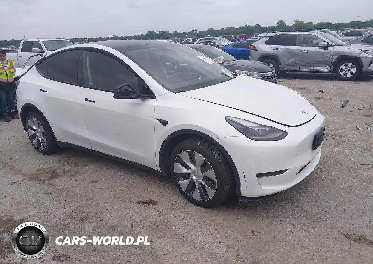 2024 Tesla Model Y Long Range Dual Motor All-Wheel Drive – zdjęcie 1 z 16
