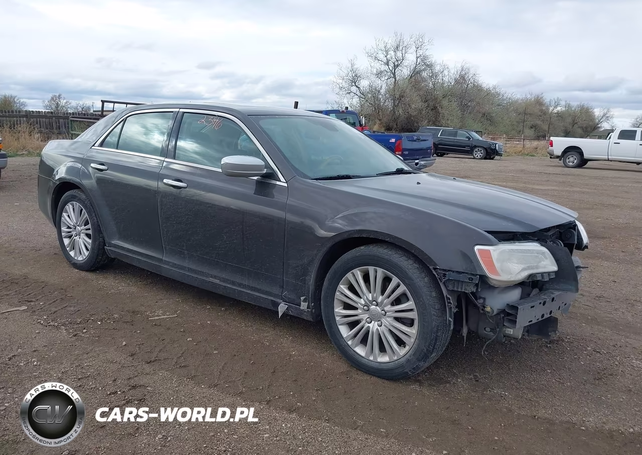 2013 Chrysler 300C Awd – zdjęcie 1 z 22