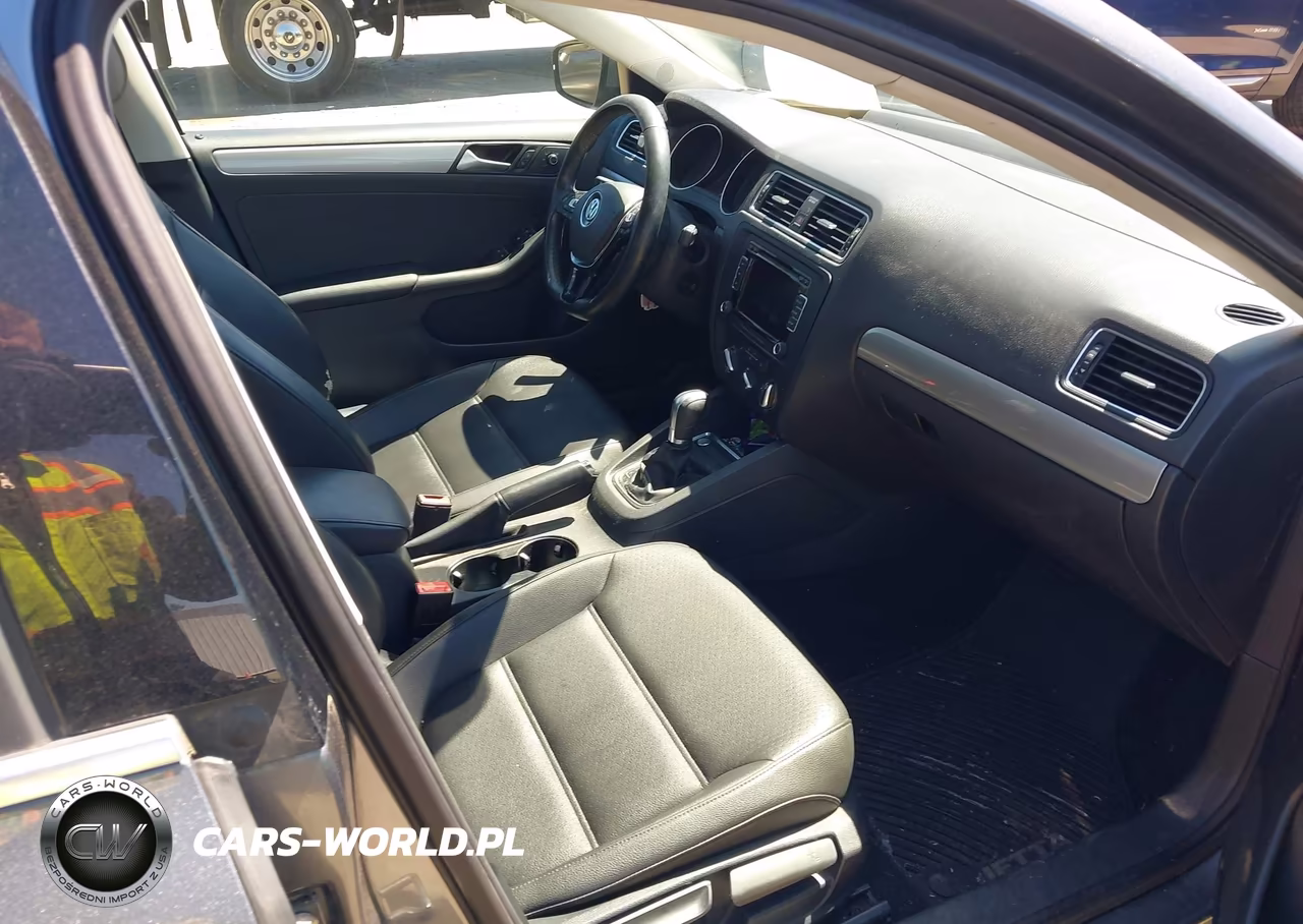 2015 Volkswagen Jetta 1.8T Se VIN:3VWD17AJ0FM315821 - 5