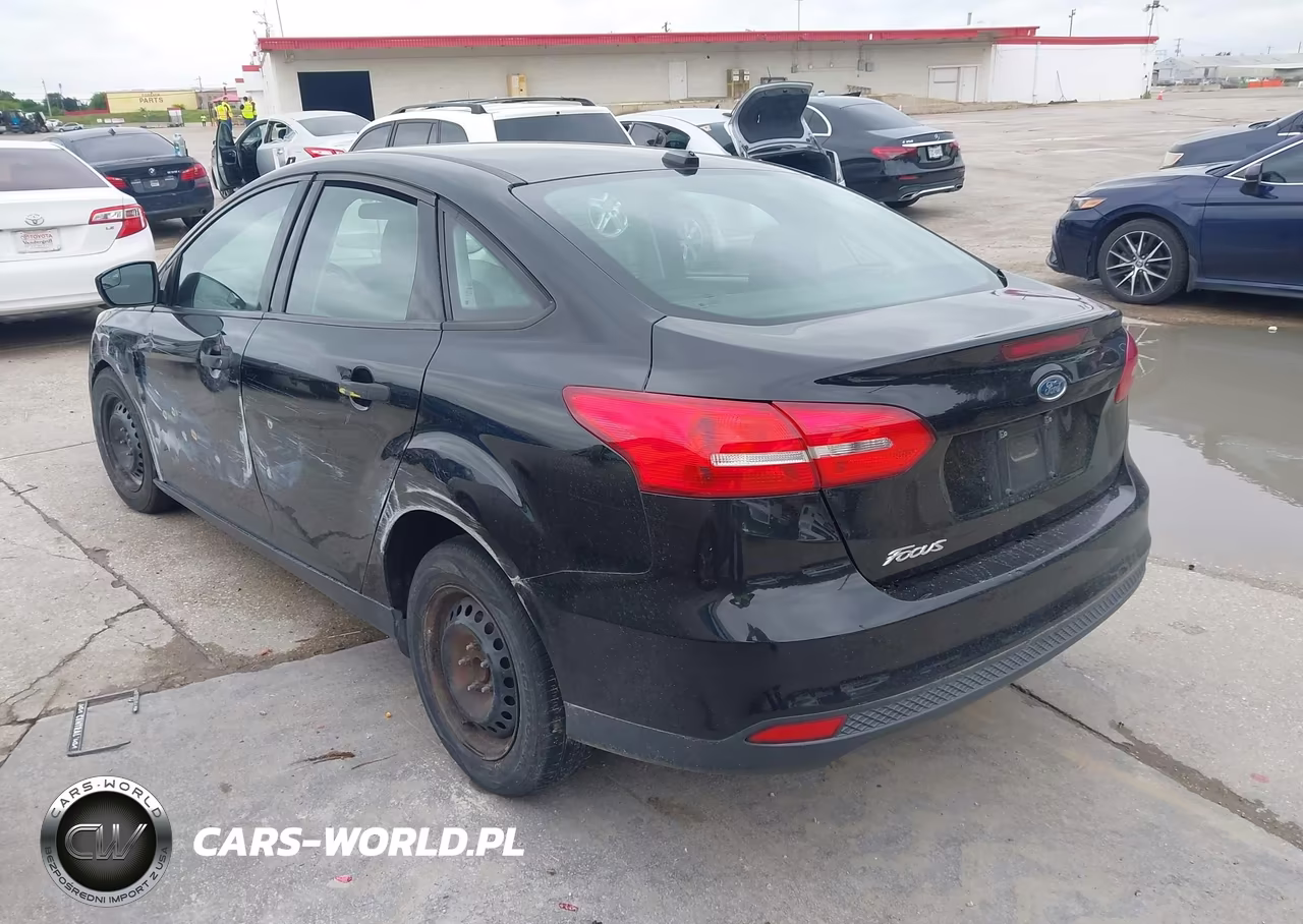 2017 Ford Focus S VIN:1FADP3E29HL234856 - 3