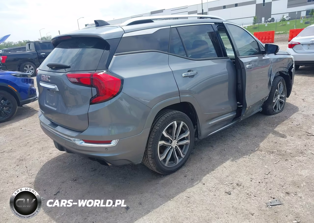 2018 GMC Terrain Denali VIN:3GKALSEX5JL151597 - 4