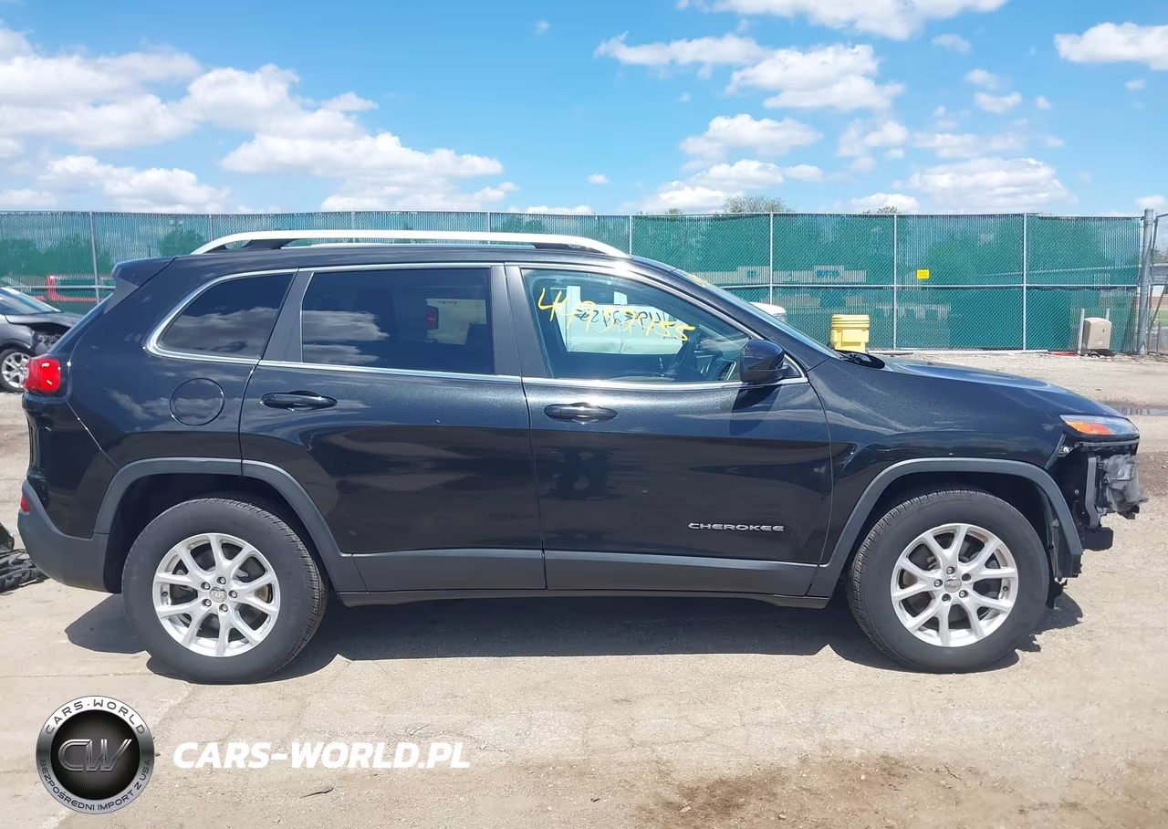 2014 Jeep Cherokee Latitude VIN:1C4PJMCB6EW172439 - 14