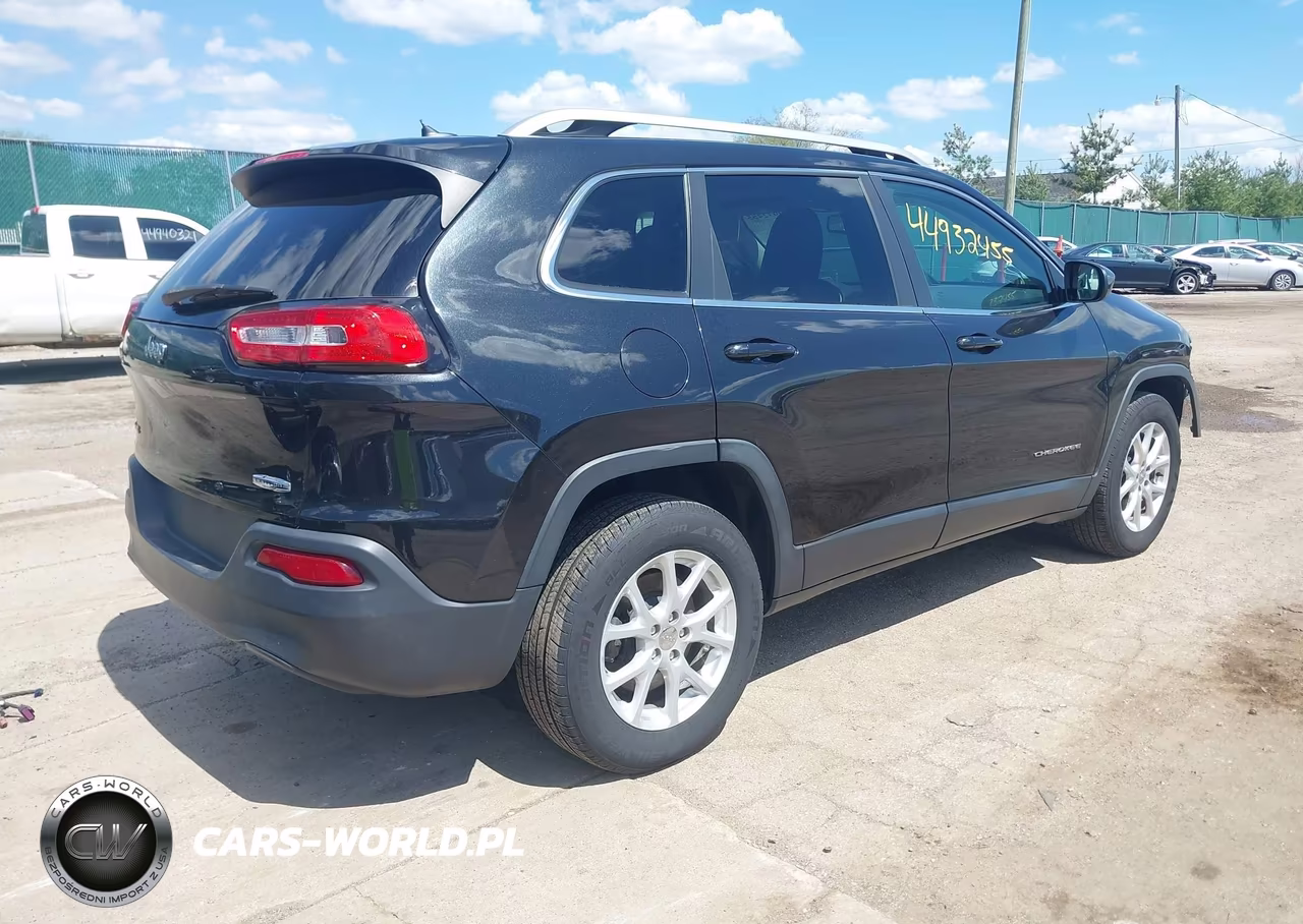 2014 Jeep Cherokee Latitude VIN:1C4PJMCB6EW172439 - 4