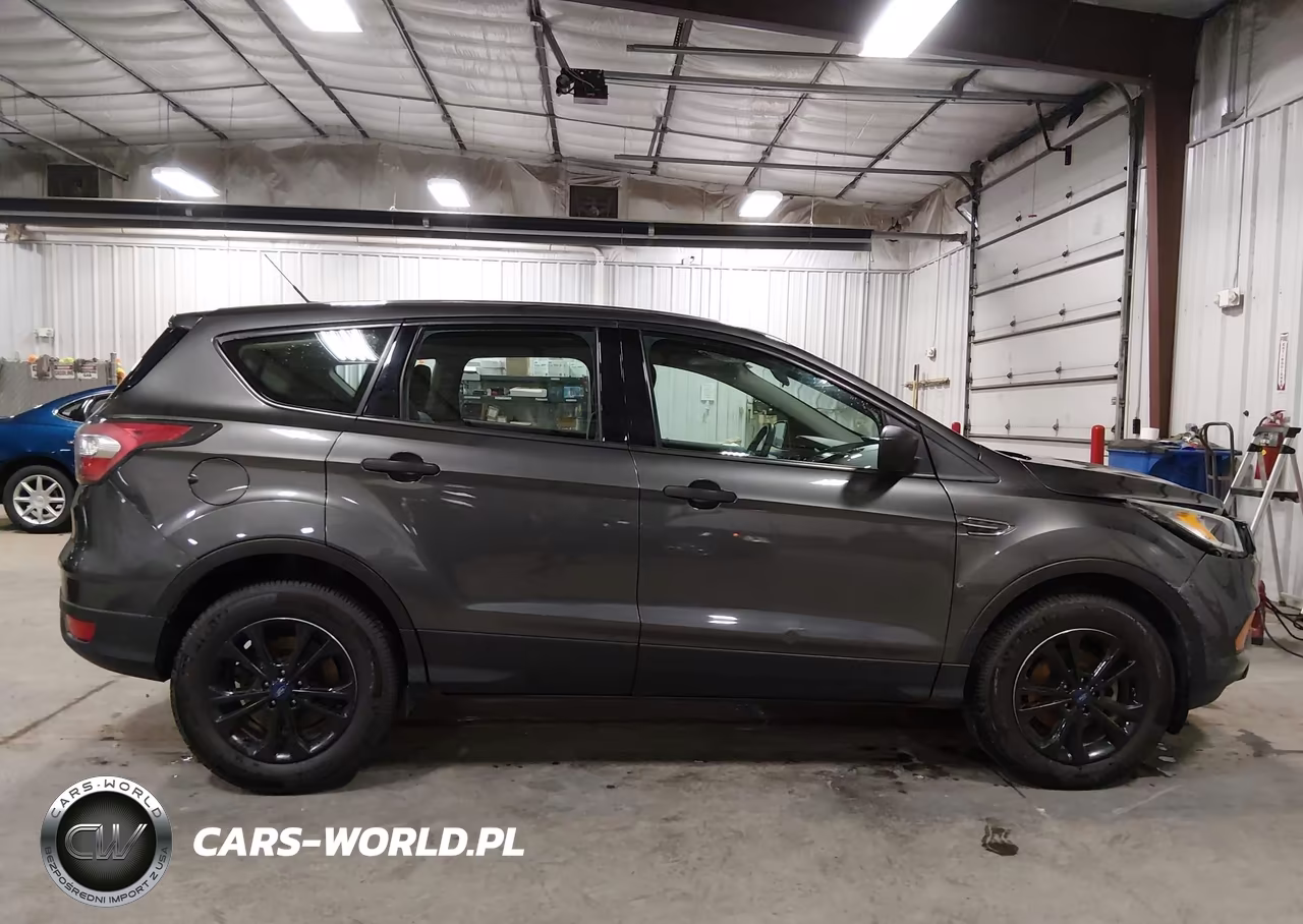 2017 Ford Escape S VIN:1FMCU0F73HUB00003 - 13