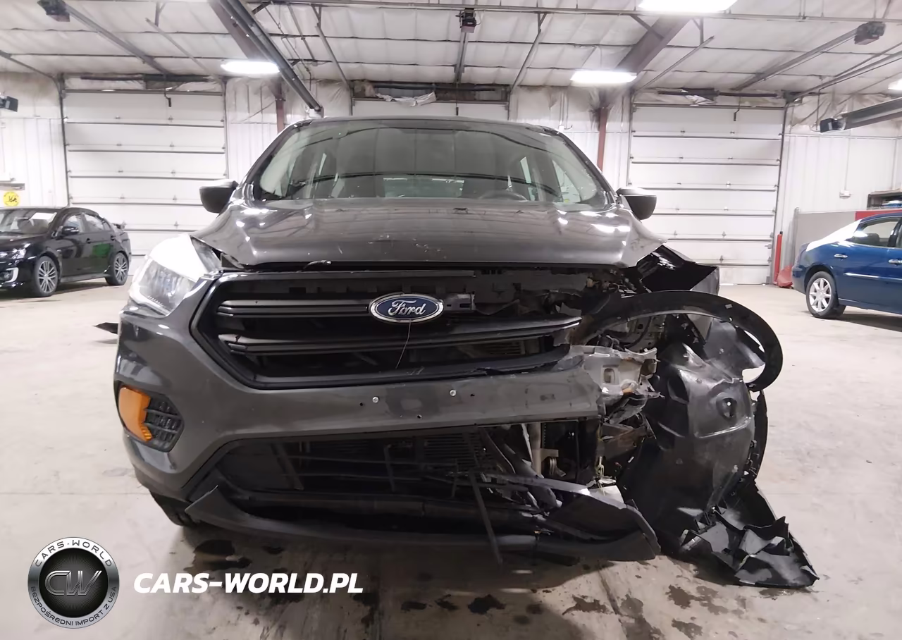 2017 Ford Escape S VIN:1FMCU0F73HUB00003 - 6
