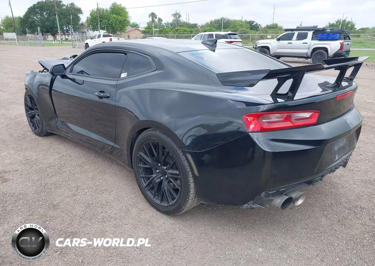2017 Chevrolet Camaro 2Ss VIN:1G1FH1R77H0142410 - 3