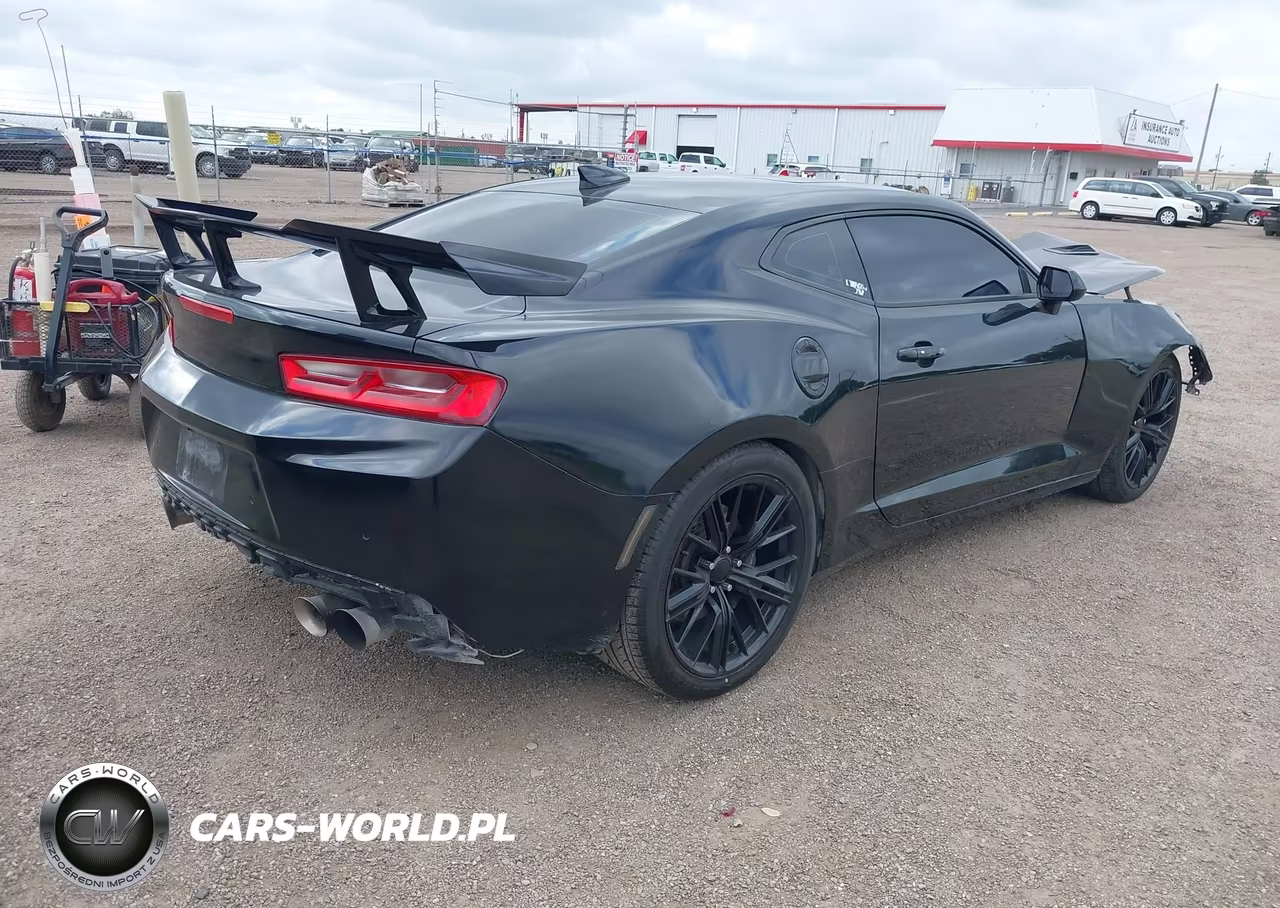2017 Chevrolet Camaro 2Ss VIN:1G1FH1R77H0142410 - 4