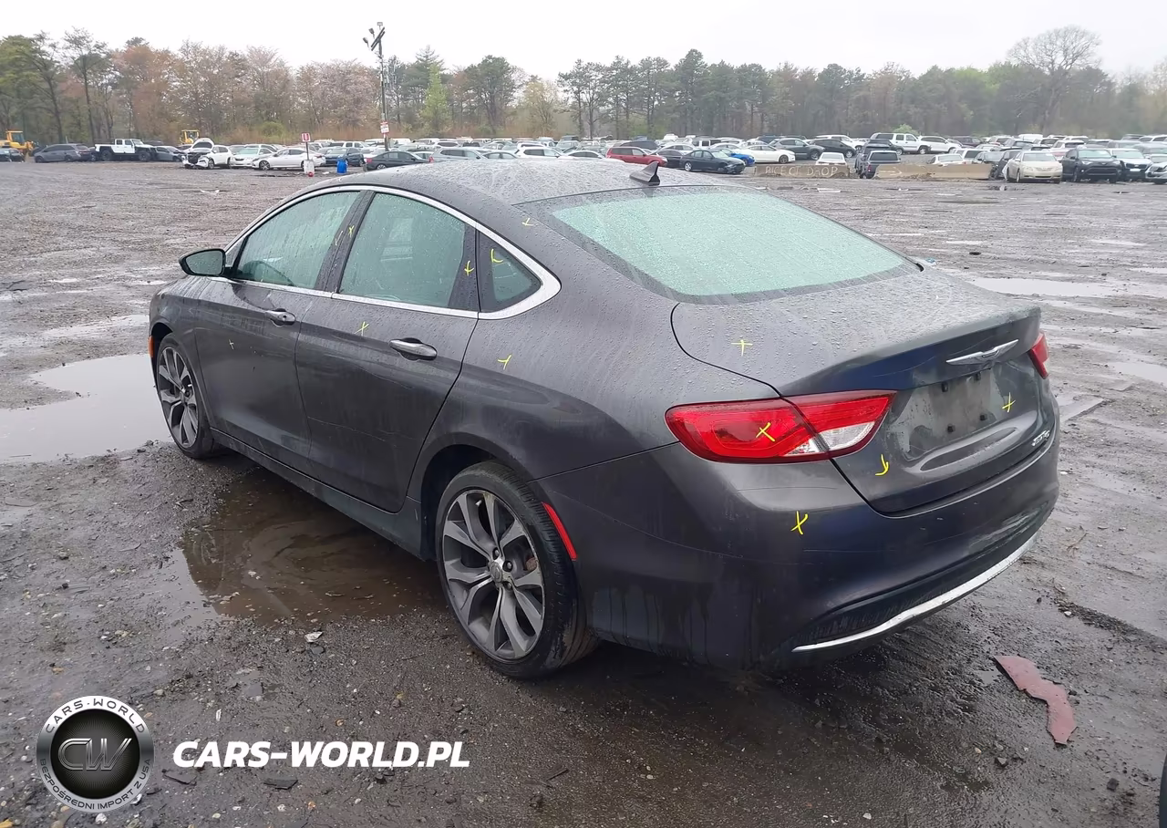 2015 Chrysler 200 C VIN:1C3CCCCB0FN501280 - 3