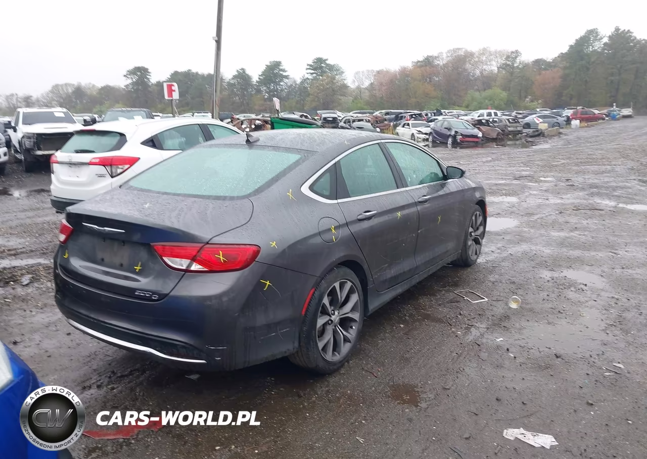 2015 Chrysler 200 C VIN:1C3CCCCB0FN501280 - 4