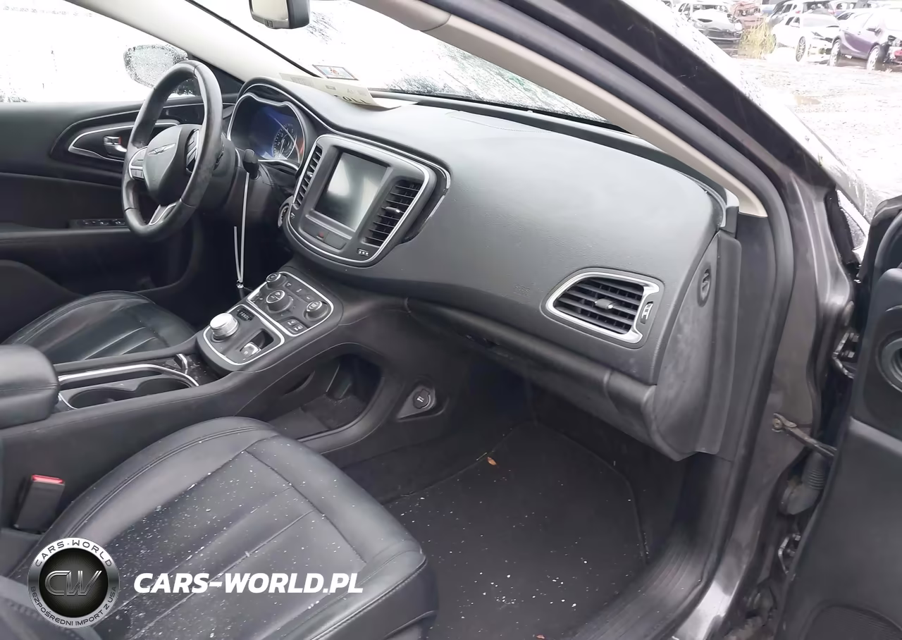 2015 Chrysler 200 C VIN:1C3CCCCB0FN501280 - 5