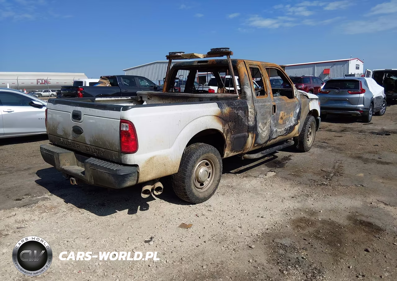 2012 Ford F-250 Xl VIN:1FT7X2ATXCEA82440 - 4