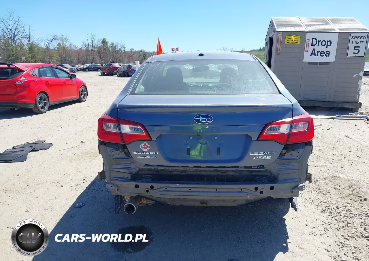 2015 Subaru Legacy 2.5I Premium VIN:4S3BNAC6XF3060360 - 17