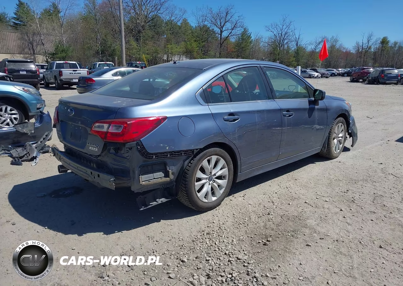2015 Subaru Legacy 2.5I Premium VIN:4S3BNAC6XF3060360 - 4