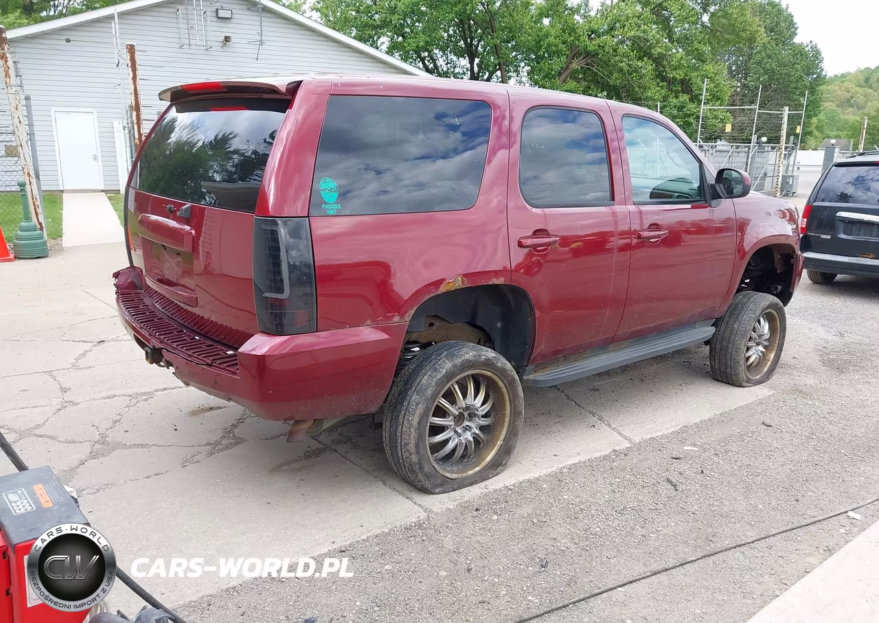 2010 Chevrolet Tahoe Lt VIN:1GNUKBE08AR236240 - 4