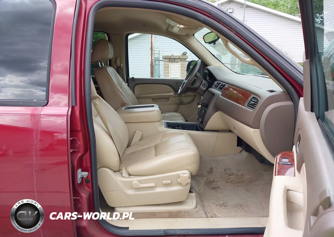 2010 Chevrolet Tahoe Lt VIN:1GNUKBE08AR236240 - 5