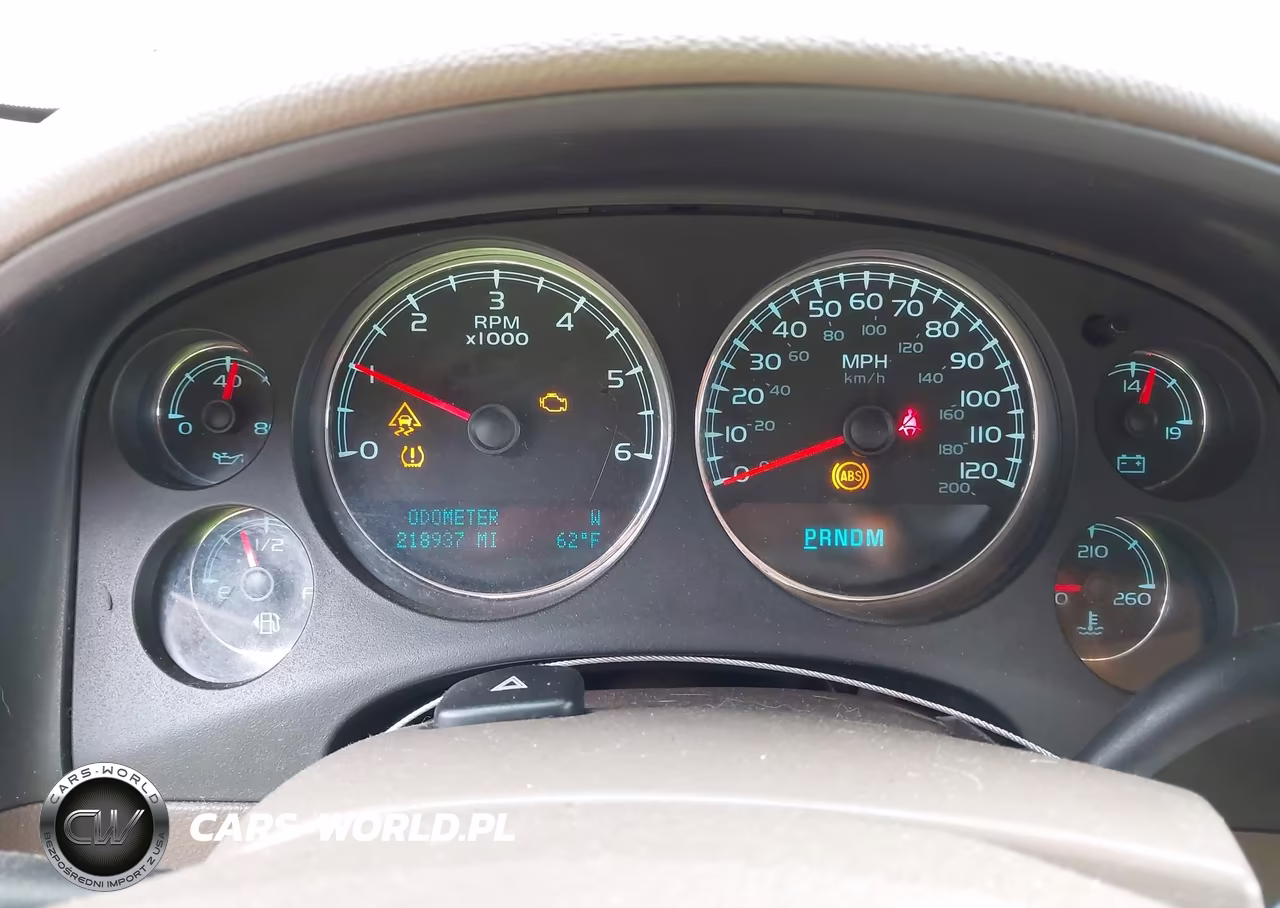 2010 Chevrolet Tahoe Lt VIN:1GNUKBE08AR236240 - 7