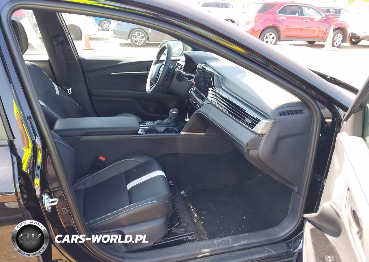 2026 Toyota Camry Se VIN:4T1DAACK9TU652531 - 5
