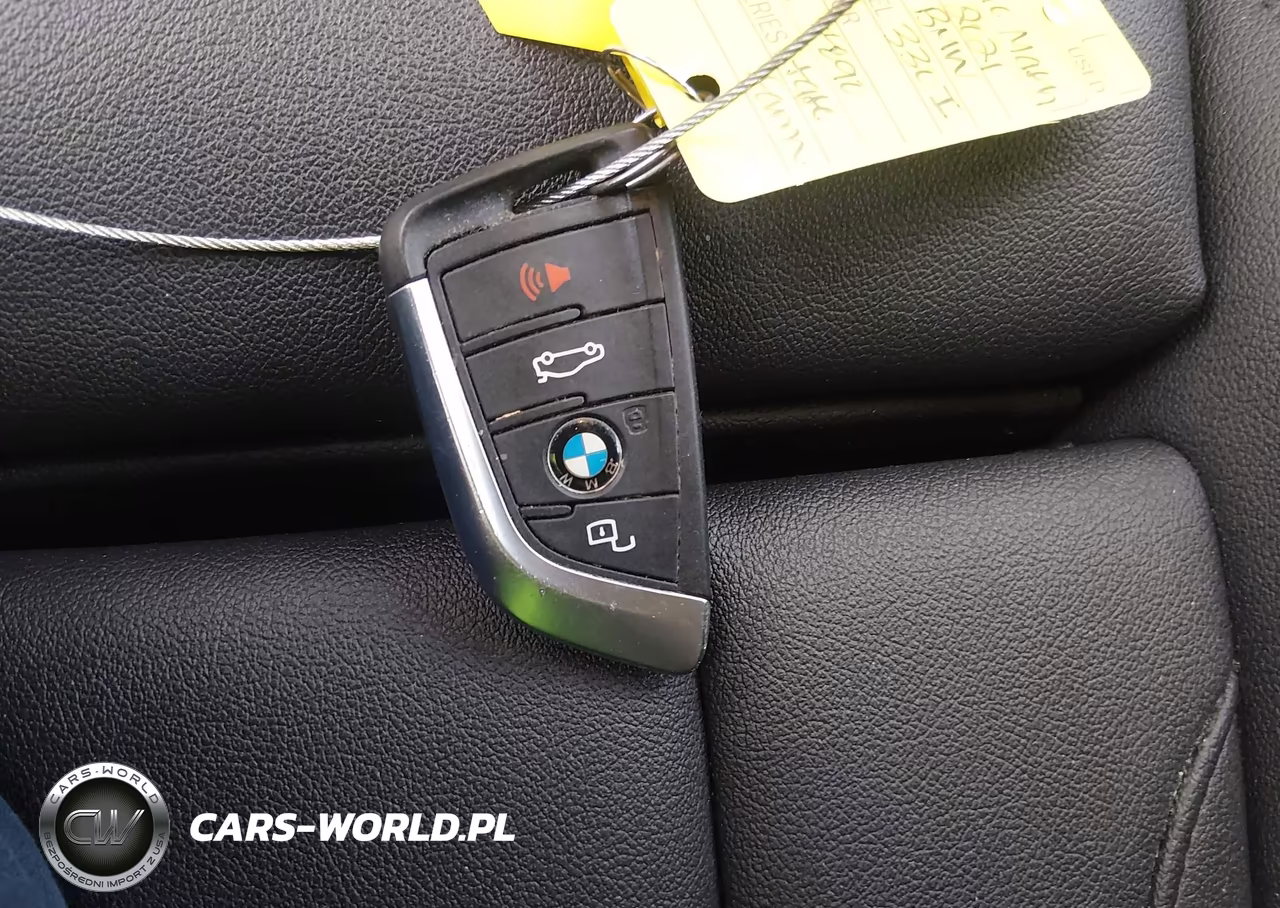 2021 BMW 330I VIN:3MW5R1J02M8B83765 - 11