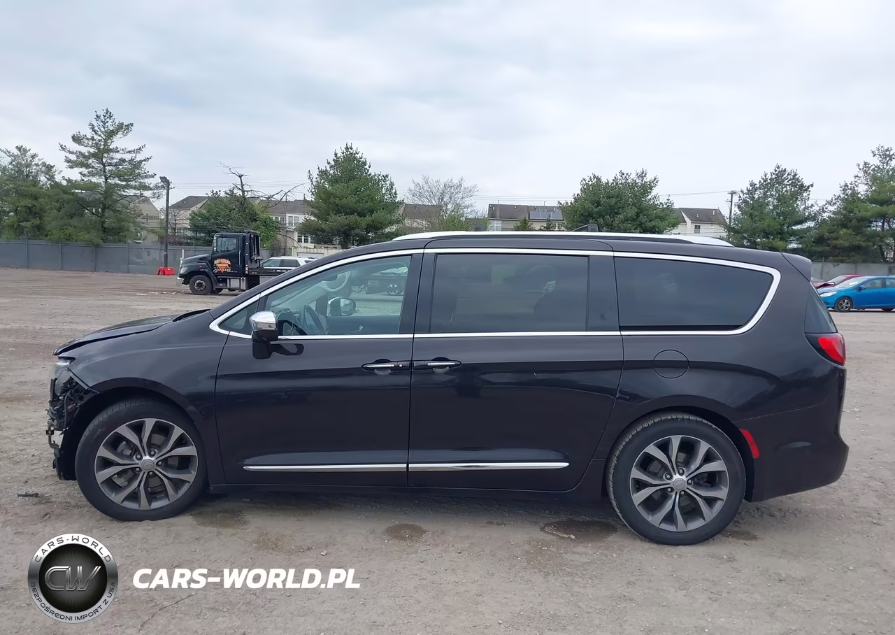 2017 Chrysler Pacifica Limited VIN:2C4RC1GG9HR525437 - 15