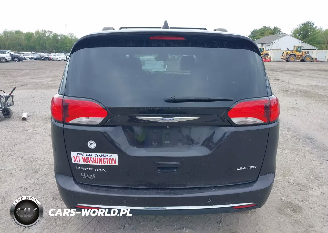 2017 Chrysler Pacifica Limited VIN:2C4RC1GG9HR525437 - 17