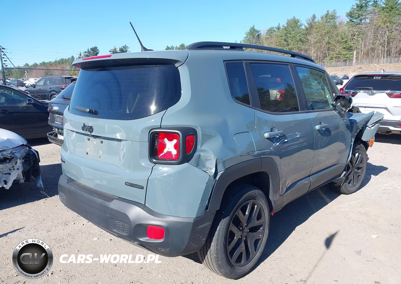 2017 Jeep Renegade Altitude 4X4 VIN:ZACCJBBB8HPE65734 - 4