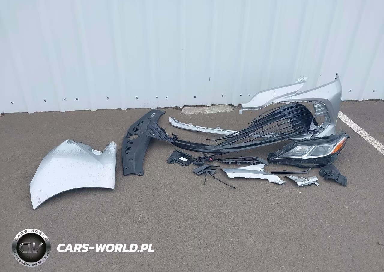 2018 Toyota Camry Le VIN:JTNB11HK3J3049240 - 12