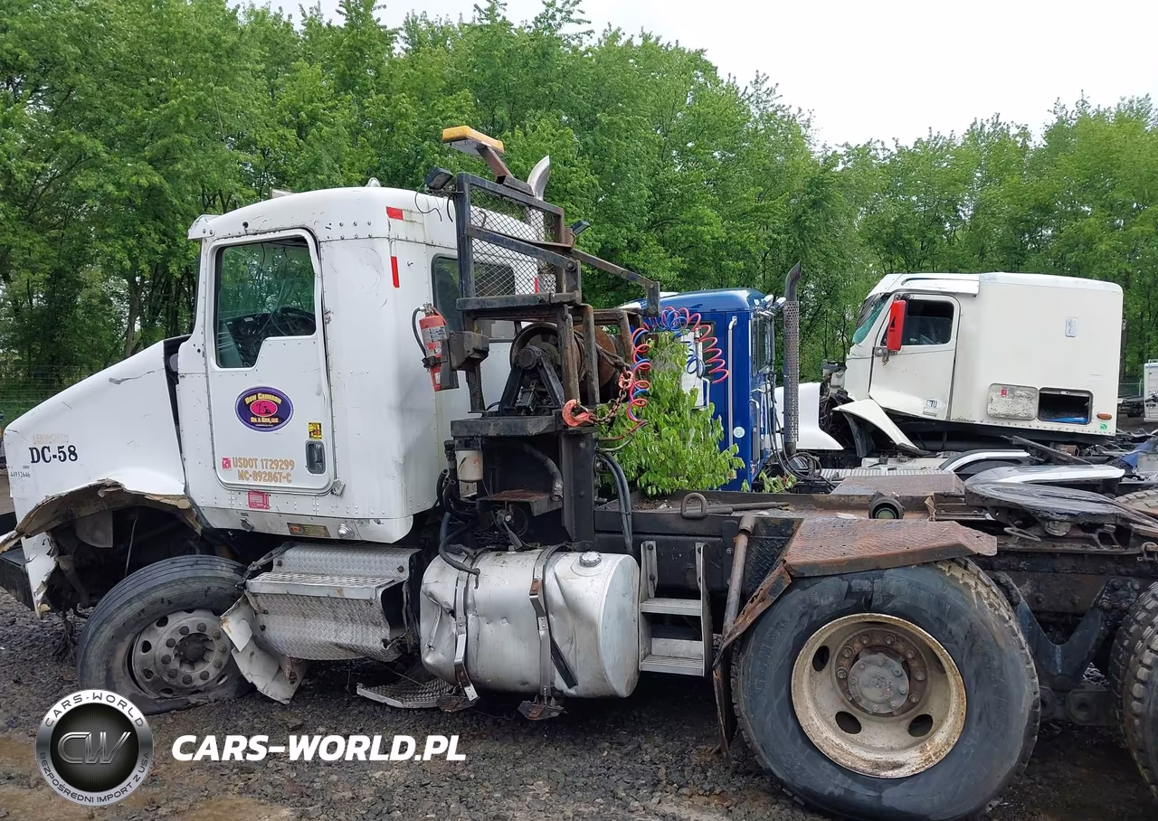 2003 Kenworth Construction T800 VIN:1XKDDB9X93R897454 - 14