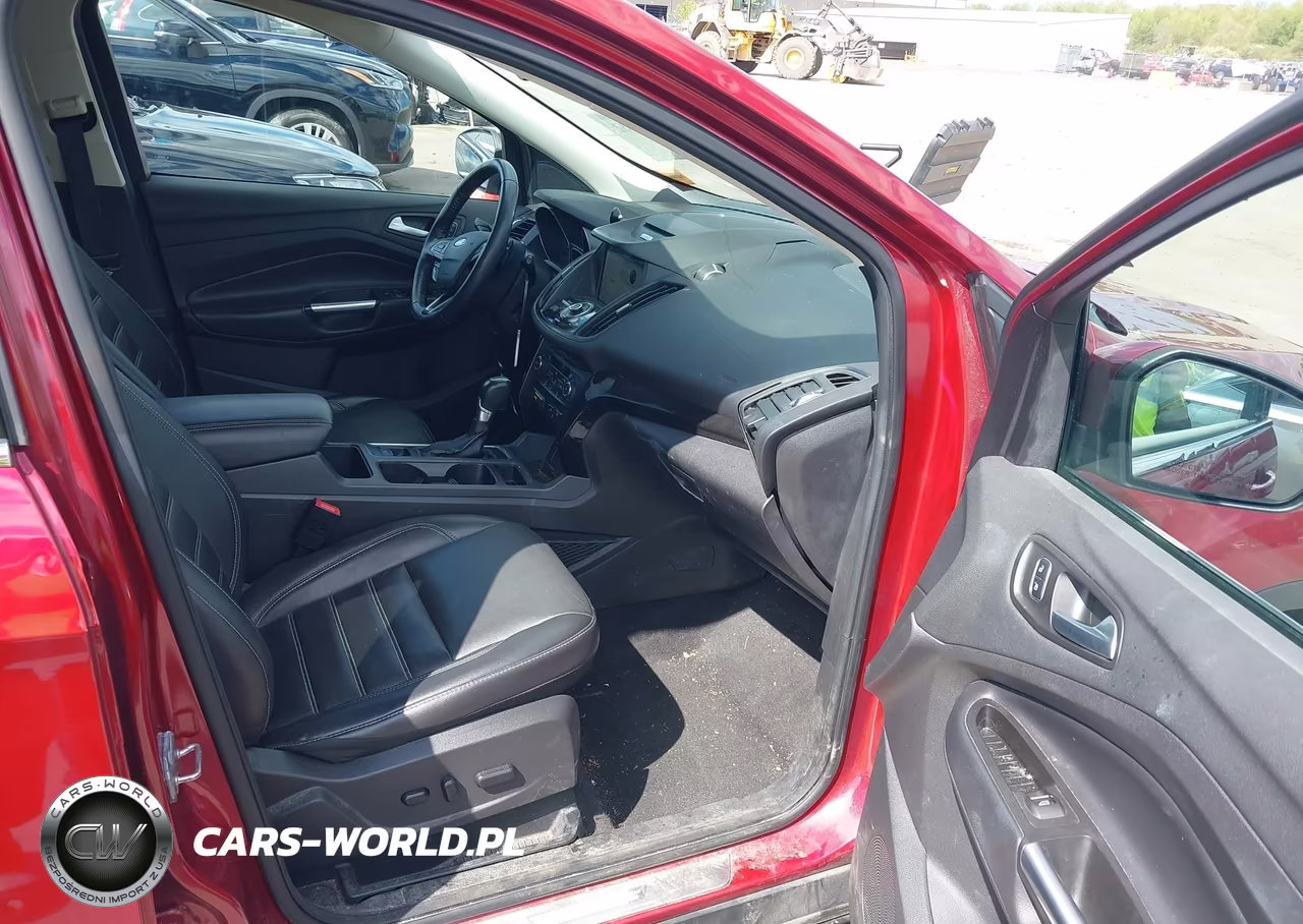 2017 Ford Escape Titanium VIN:1FMCU0JD0HUA11860 - 5